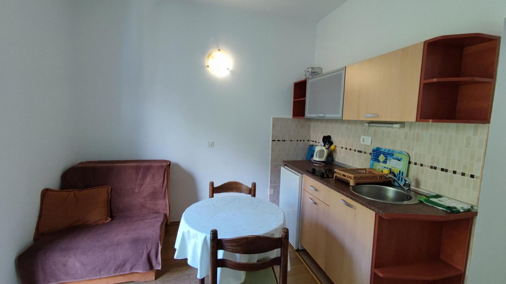 Apartmani Famelja Jovanovic Sveti Stefan Phòng bức ảnh